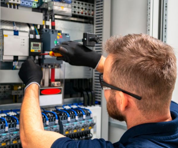 Profesionales de la construcción Profesionales de la construcción
